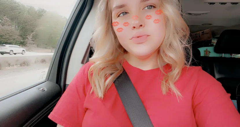 OnlyFans cuenta hollysmithhh header 2