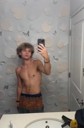 OnlyFans account  bound2pls header 2