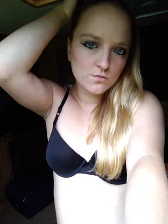 OnlyFans cuenta aprilrose1992 header 2