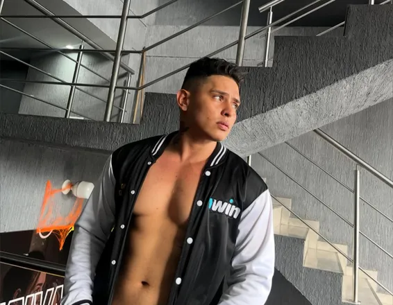 OnlyFans cuenta dilanclavijo header 2