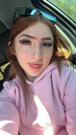 OnlyFans account  tinybabyxoxo69 avatar 1