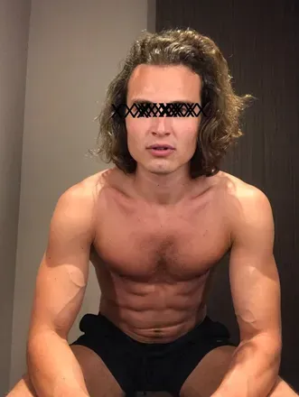 OnlyFans cuenta ollysan avatar 1