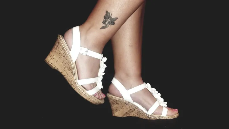 OnlyFans cuenta rosiesfancyfeet header 2