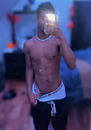 OnlyFans cuenta kgxplicit avatar 1