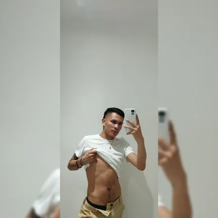 OnlyFans cuenta iam_xander header 2