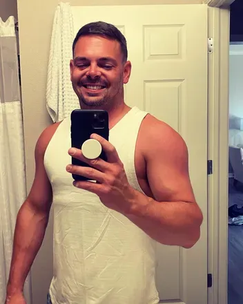OnlyFans of realarfunxxx