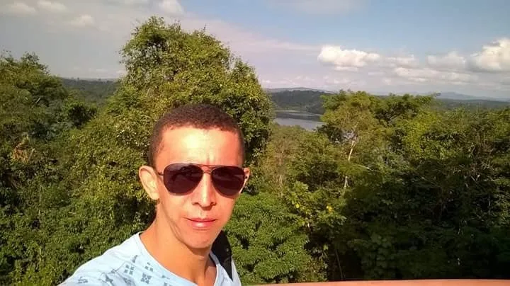 OnlyFans cuenta sidnnei37 header 2
