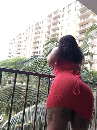 OnlyFans cuenta u144265124 header 2