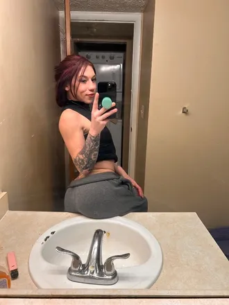 OnlyFans cuenta moonnstars header 2