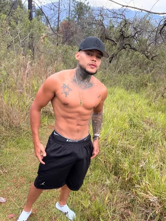 OnlyFans cuenta sawyermr69 header 2
