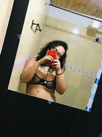 OnlyFans cuenta alexasucer header 2
