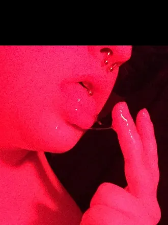 OnlyFans cuenta milkhappens header 2