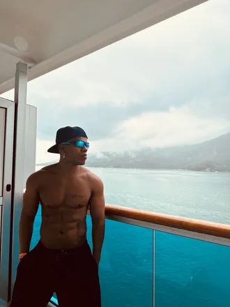 OnlyFans cuenta kaick_diniz header 2