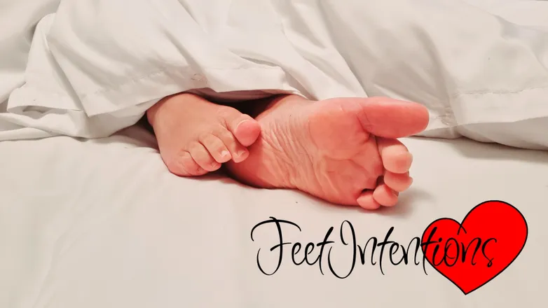 OnlyFans cuenta feetintentions header 2