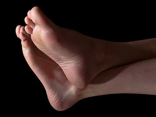 OnlyFans cuenta feelmyfeets12 header 2