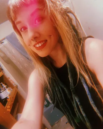 OnlyFans of l0stinthew0rldgirl