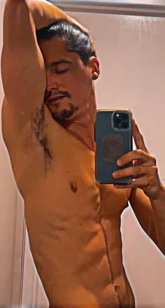 OnlyFans cuenta taitertot77 avatar 1