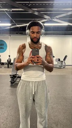 OnlyFans cuenta aaronthompson.11 avatar 1
