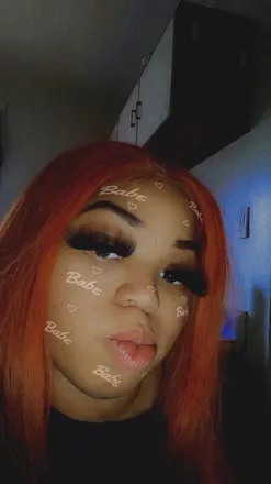 OnlyFans cuenta tyraa2001 header 2