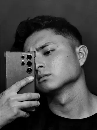 OnlyFans account  max2910 header 2