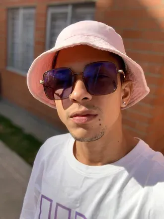 OnlyFans account  reyslim avatar 1