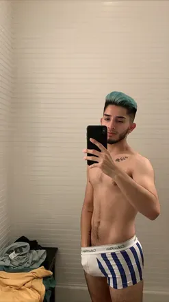 OnlyFans cuenta mikeylopezzzz avatar 1