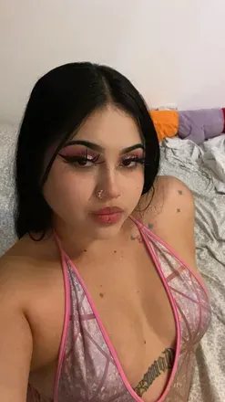 OnlyFans account  h.illaryy avatar 1