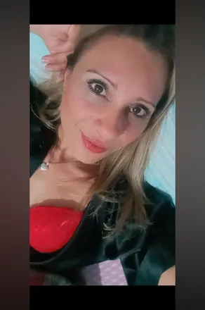 OnlyFans cuenta mommylau avatar 1