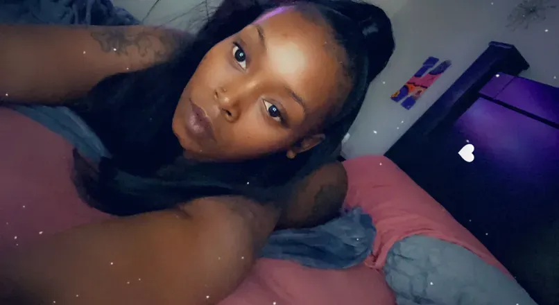 OnlyFans cuenta pretty_but_toxic header 2