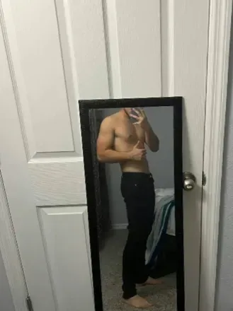 OnlyFans cuenta trevorkhalifa avatar 1