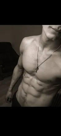 OnlyFans cuenta your_boyfriend_boy header 2