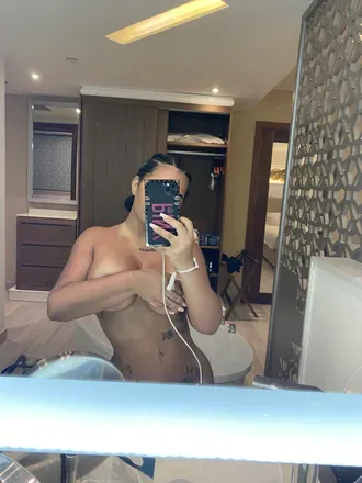 OnlyFans account  huraca avatar 1