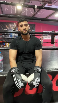 OnlyFans cuenta azzhussain header 2