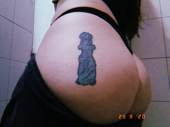 OnlyFans cuenta queenchainna header 2