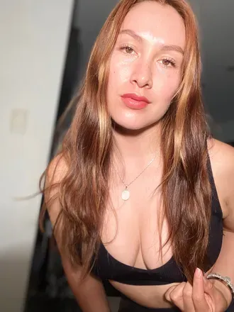 OnlyFans cuenta piesbebe avatar 1