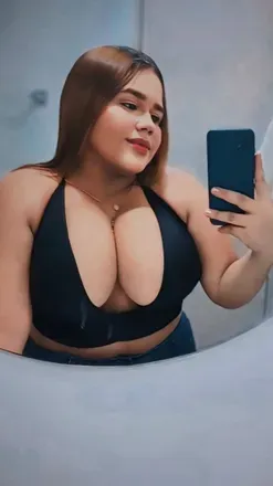 OnlyFans account  cherry_vr avatar 1