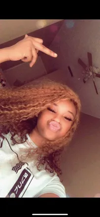 OnlyFans cuenta savannahflowers19 header 2