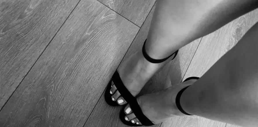 OnlyFans cuenta feetpheet header 2
