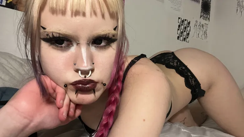 OnlyFans cuenta ivyseenby header 2