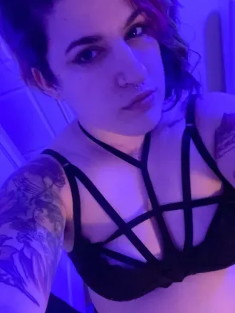 OnlyFans cuenta drippystrawberry avatar 1