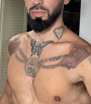 OnlyFans cuenta frenchking_mia header 2