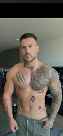 OnlyFans account  brucerogersxxx avatar 1