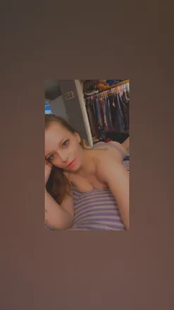 OnlyFans account  daddysnaughtygirl827 header 2