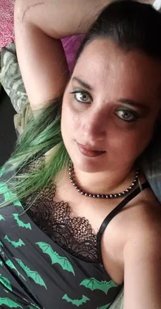 OnlyFans cuenta broken_perfection header 2