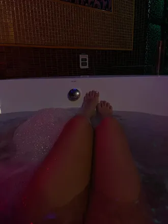 OnlyFans cuenta u236724382 header 2