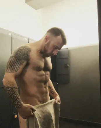 OnlyFans cuenta portuguesebearded avatar 1