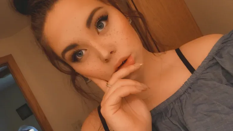 OnlyFans cuenta missmidwestmv avatar 1