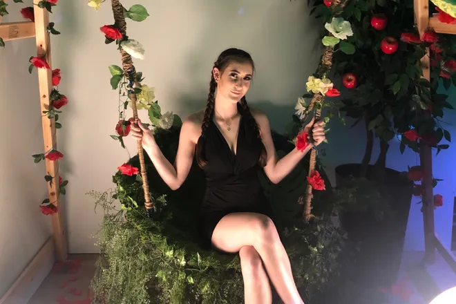 OnlyFans cuenta xoxo.tee header 2