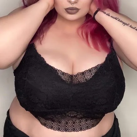 OnlyFans account  curvy.energy header 2