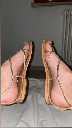 OnlyFans account  feetsandals header 2